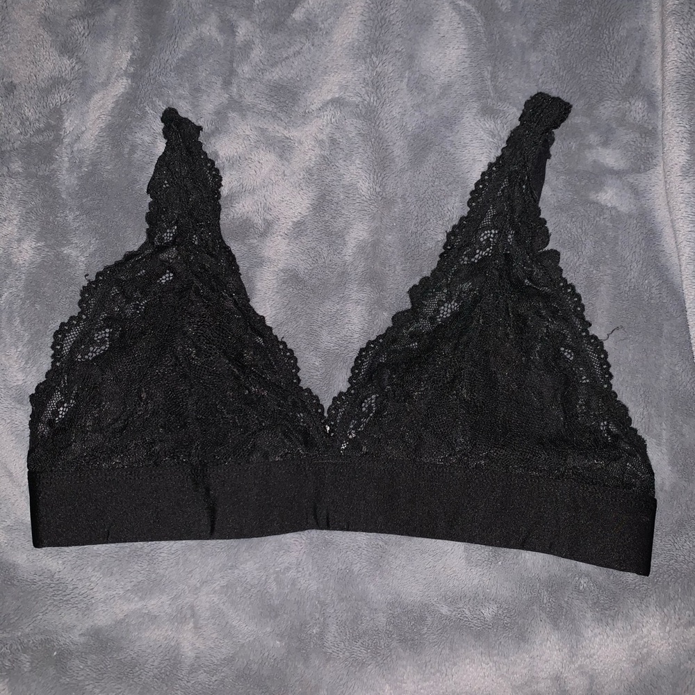 Black bralette